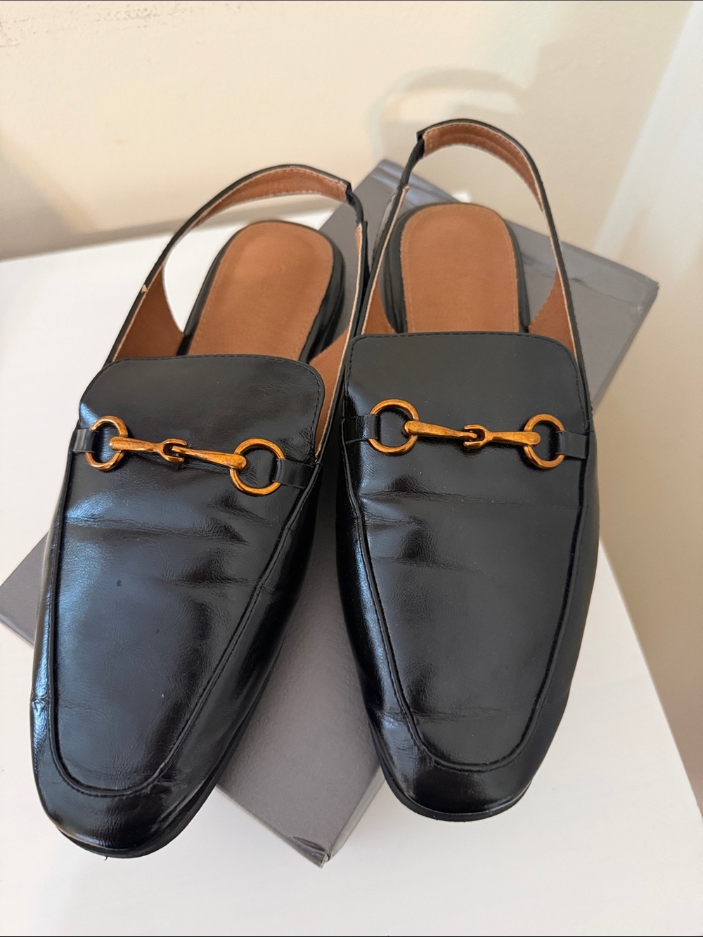 Women shoes